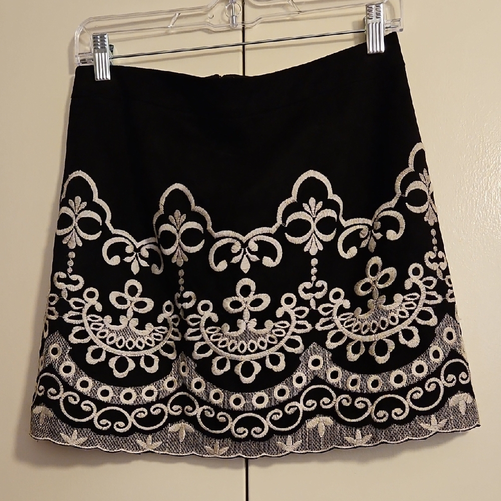Forever 21 Black and Cream Embroidered Mini Skirt